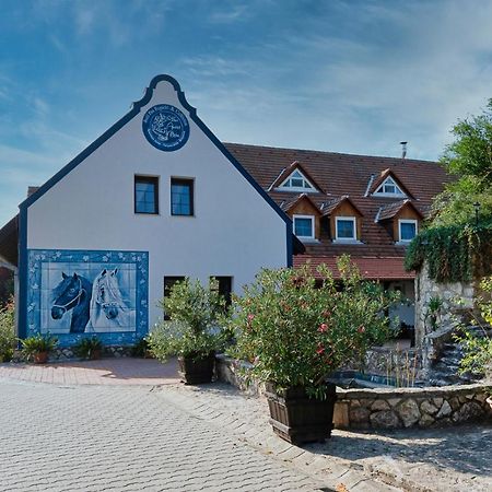 Szel Fiai Fogado Hotel Nyul Ngoại thất bức ảnh